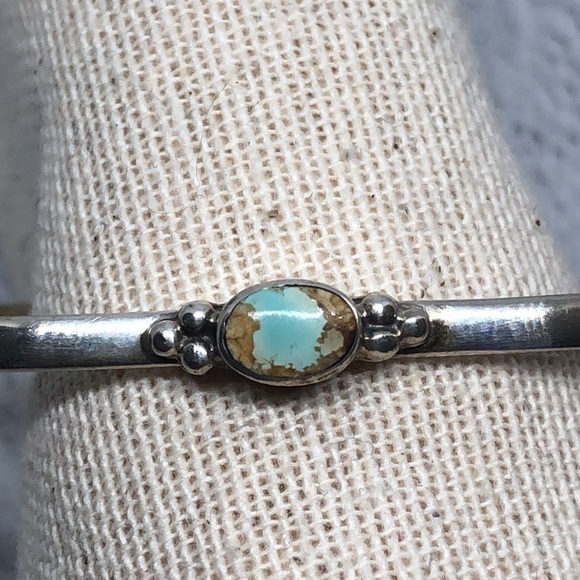 VINTAGE Native American Artisan Artist Signed  LP Sterling Turquoise Bracelet. - Picture 4 of 6